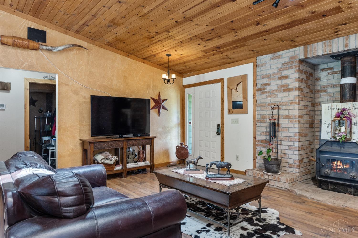 4452 Utica Road Lebanon, OH 45036 - Photo 10 of 41 Gallery Image 10