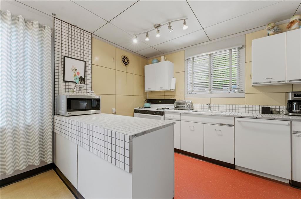 513 Drexel Avenue Decatur, GA 30030 - Photo 10 of 25