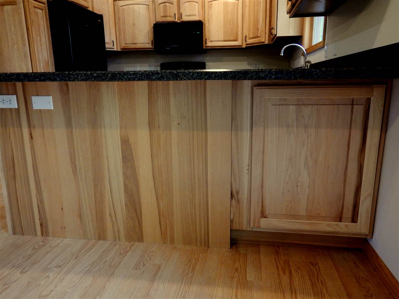 1842 Round Lake Road Interlochen, MI 49643 - Photo 11 of 49 1808768-10.JPG