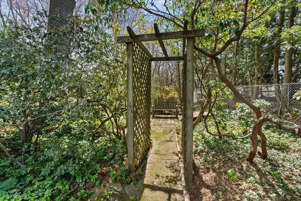 $549,000 | 52 S Road, Holden, MA 01520
