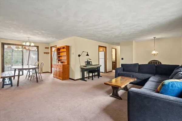 $549,000 | 52 S Road, Holden, MA 01520