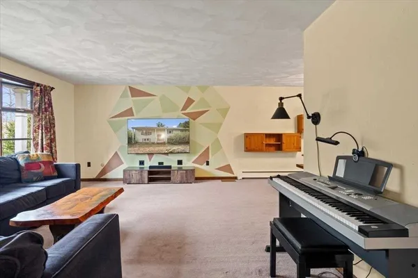 $549,000 | 52 S Road, Holden, MA 01520