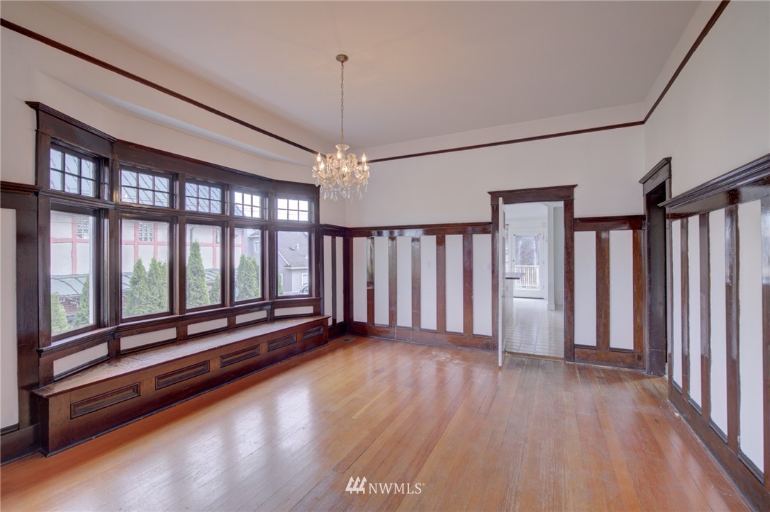 929 North 71st Street Seattle, WA 98103 - Photo 12 of 29 Gallery Image 12