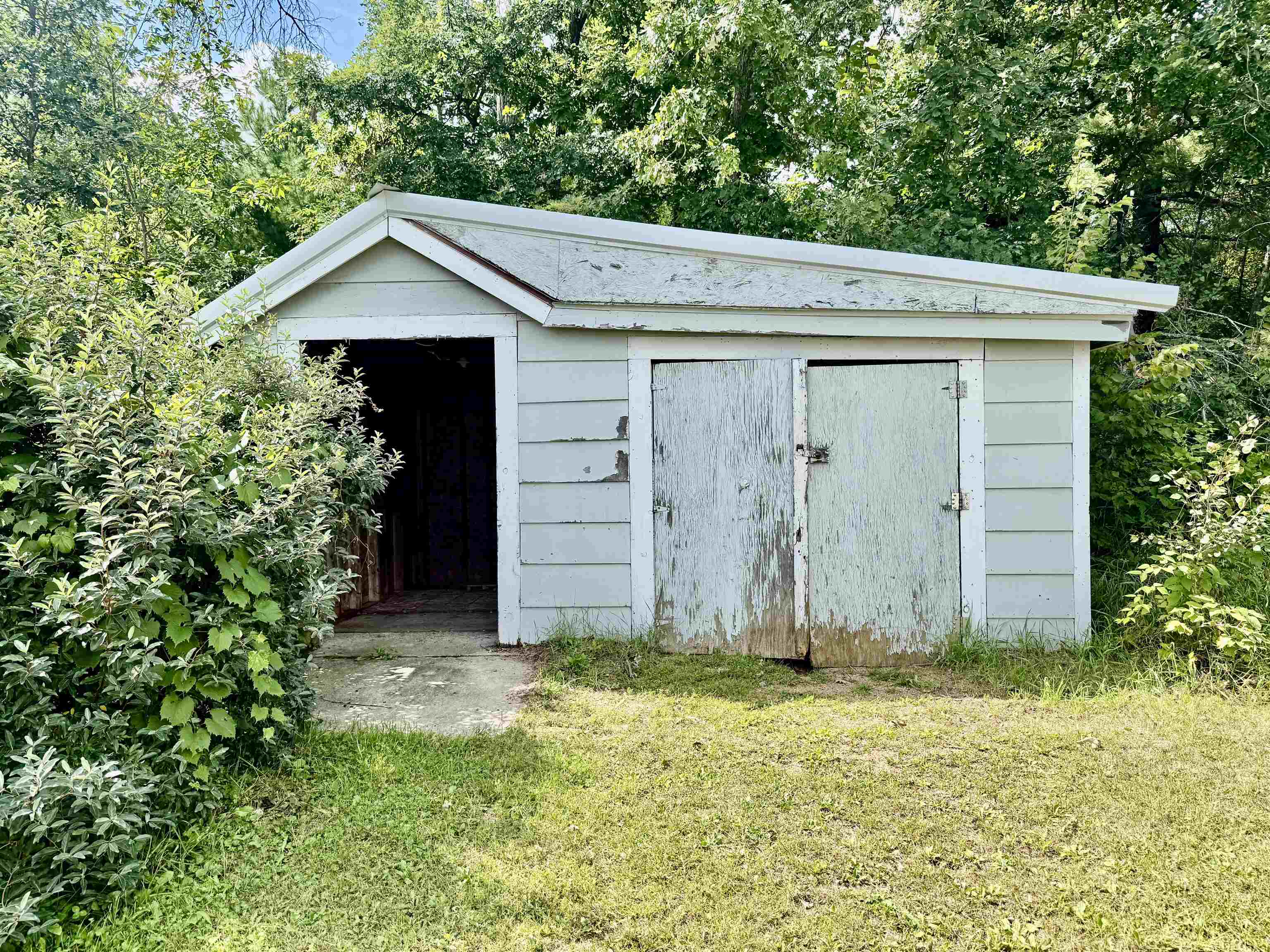 1088 South Chicago Lane Friendship, WI 53934 - Photo 4 of 35