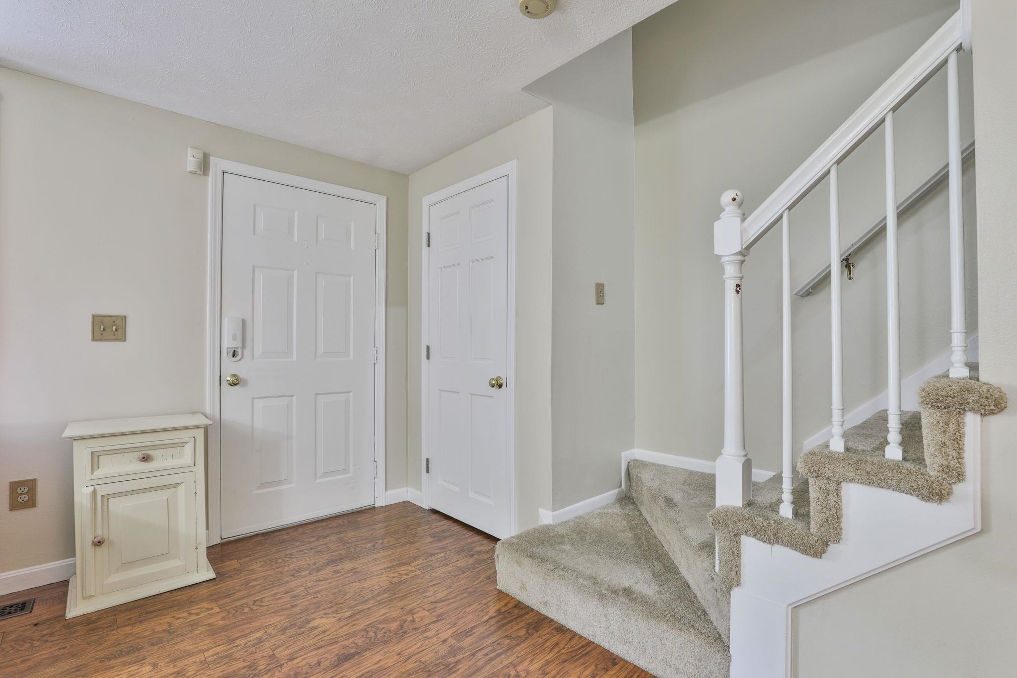 300 Winding Pond Road Londonderry, NH 03053 - Photo 13 of 30 Gallery Image 13