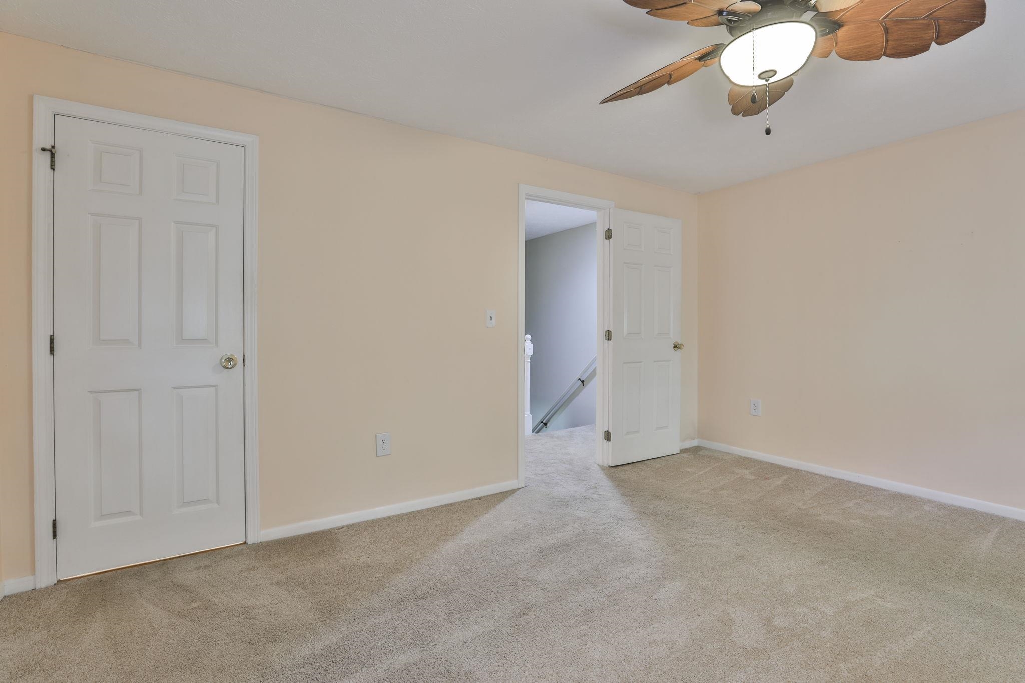 300 Winding Pond Road Londonderry, NH 03053 - Photo 15 of 30 Gallery Image 15