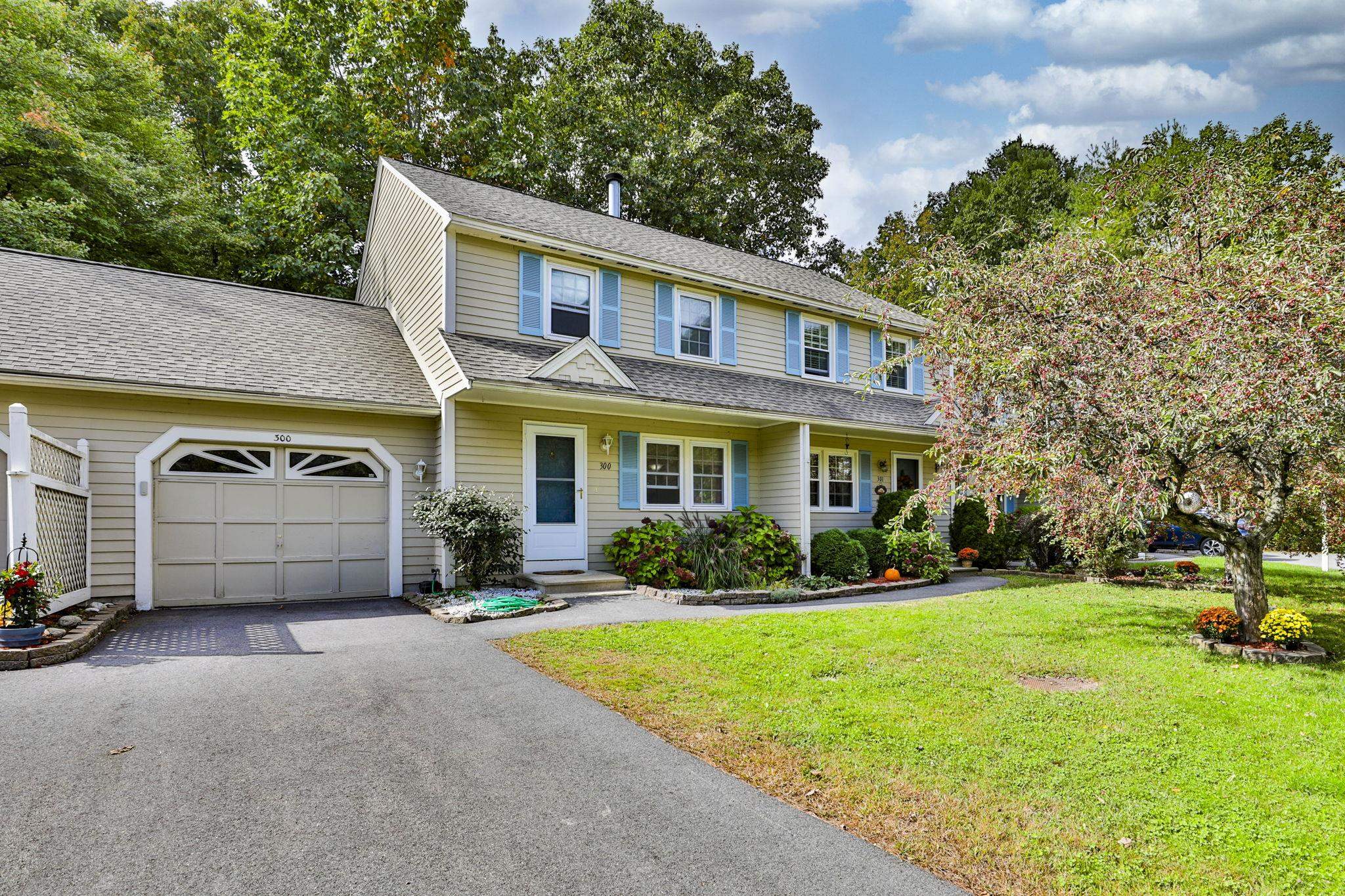 300 Winding Pond Road Londonderry, NH 03053 - Photo 2 of 30 Gallery Image 2