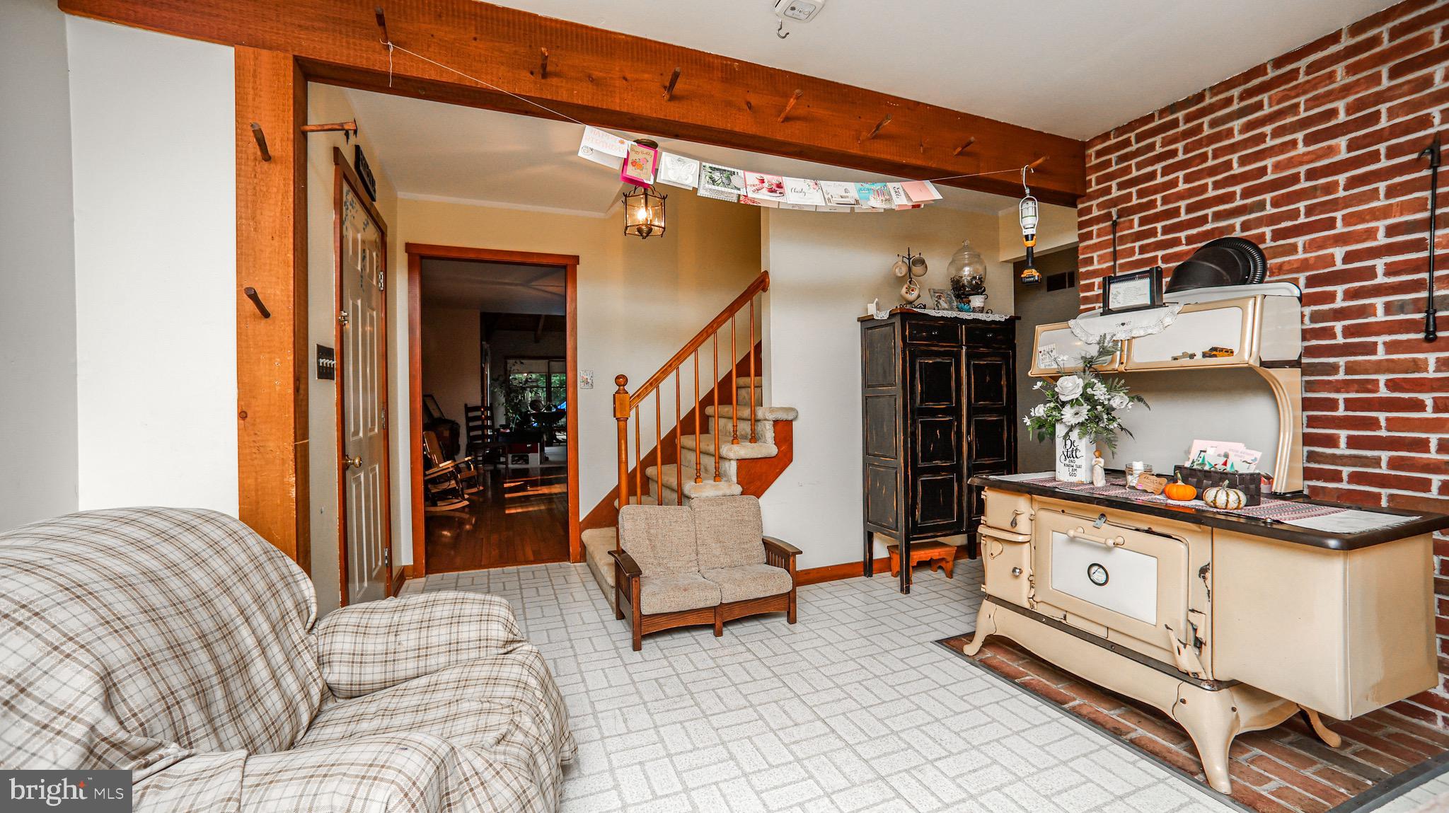 240 Evans Road Lititz, PA 17543 - Photo 12 of 77