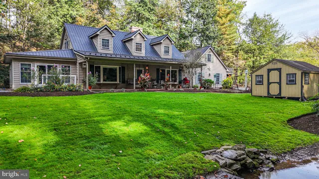 $425,000 | 240 Evans Road, Lititz, PA 17543