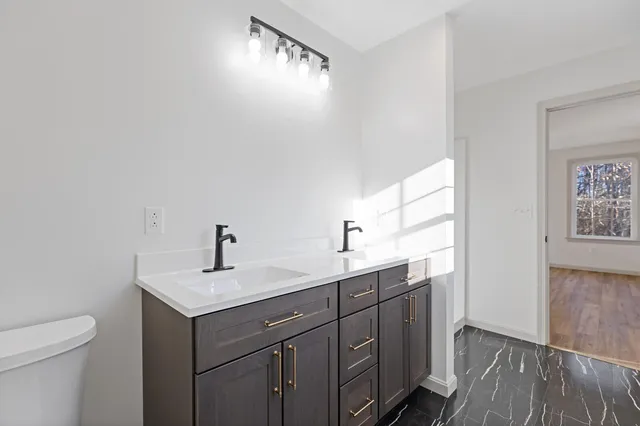 $406,900 | 24 Taylor Road, Windsor, ME 04363