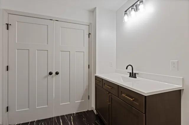 $406,900 | 24 Taylor Road, Windsor, ME 04363