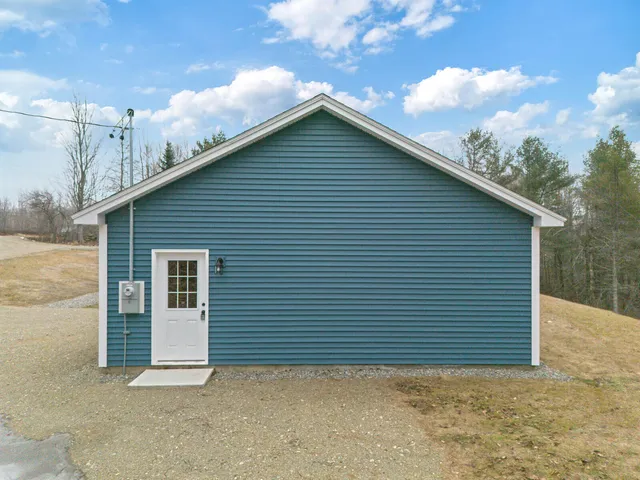 $406,900 | 24 Taylor Road, Windsor, ME 04363