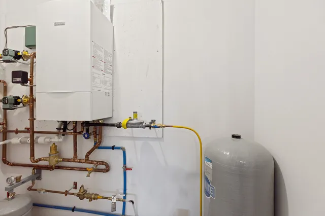 $406,900 | 24 Taylor Road, Windsor, ME 04363