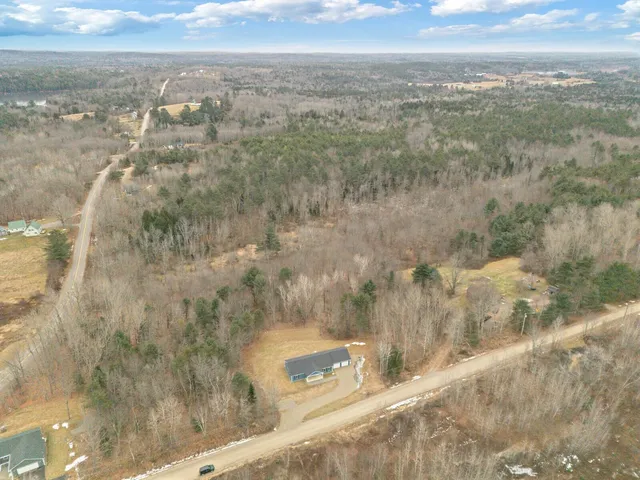 $406,900 | 24 Taylor Road, Windsor, ME 04363