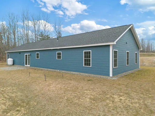 $406,900 | 24 Taylor Road, Windsor, ME 04363
