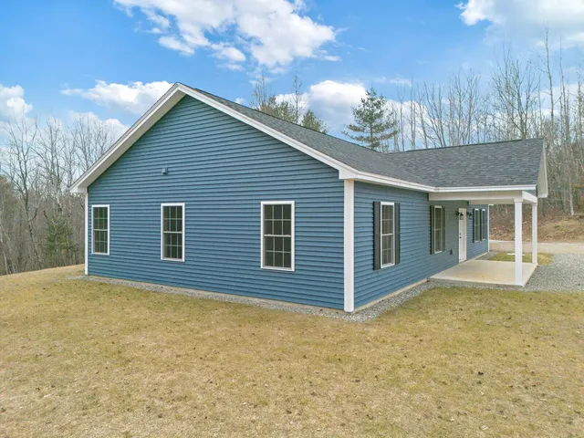 $406,900 | 24 Taylor Road, Windsor, ME 04363