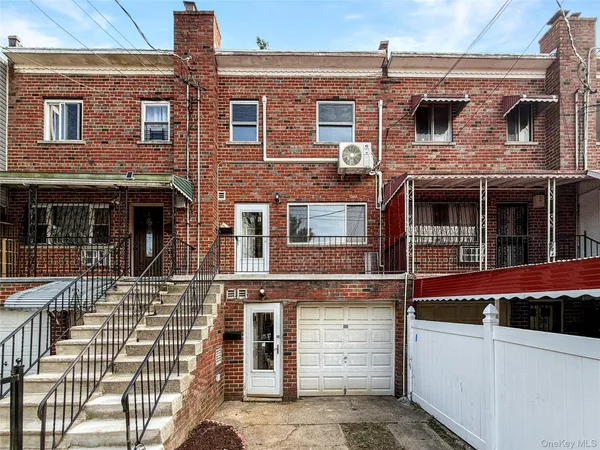 $899,000 | 806 East 227th Street | Wakefield