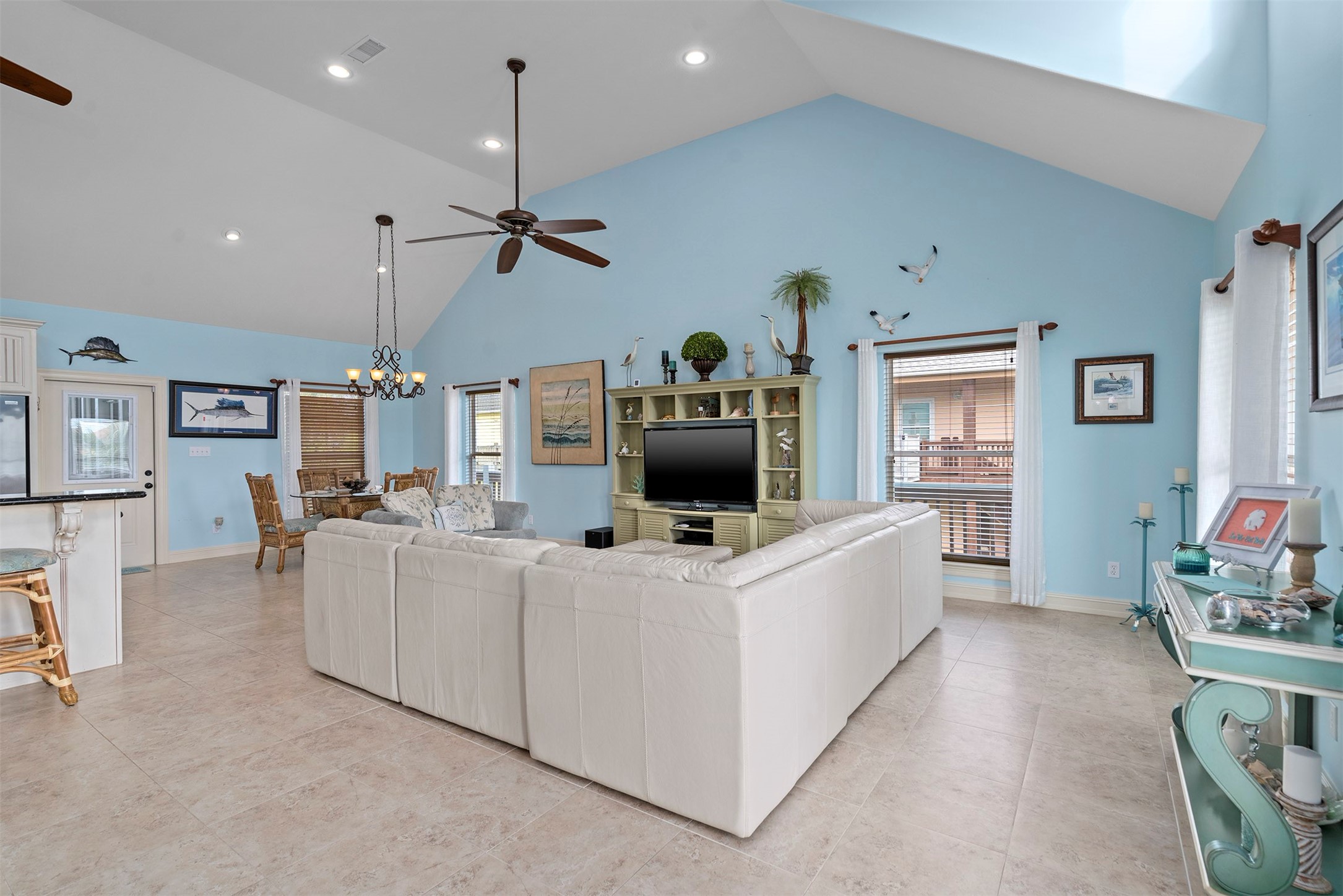 946 Raymond Port Bolivar, TX 77650 - Photo 18 of 50