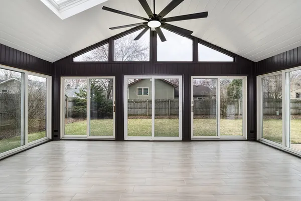 $695,000 | 530 Cumberland Trail, Elgin, IL 60123