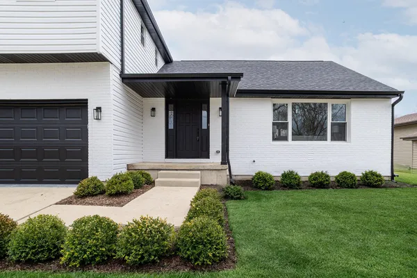 $695,000 | 530 Cumberland Trail, Elgin, IL 60123