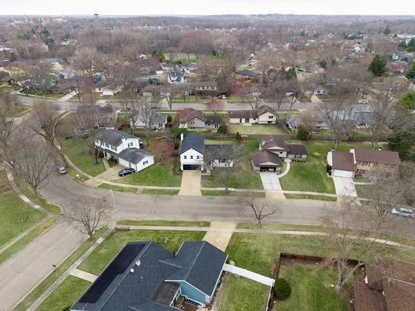 $695,000 | 530 Cumberland Trail, Elgin, IL 60123