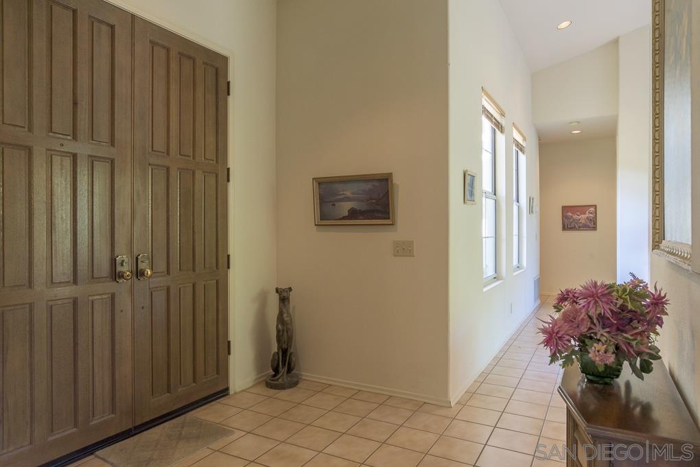 14311 Trailwind Road Poway, CA 92064 - Photo 2 of 25