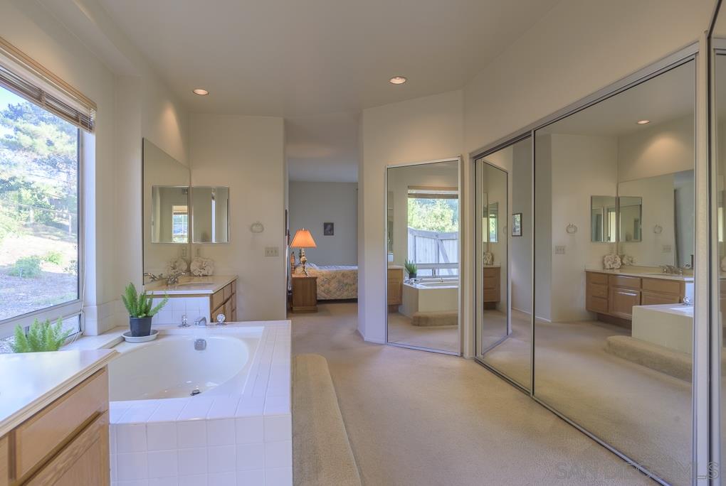 14311 Trailwind Road Poway, CA 92064 - Photo 15 of 25