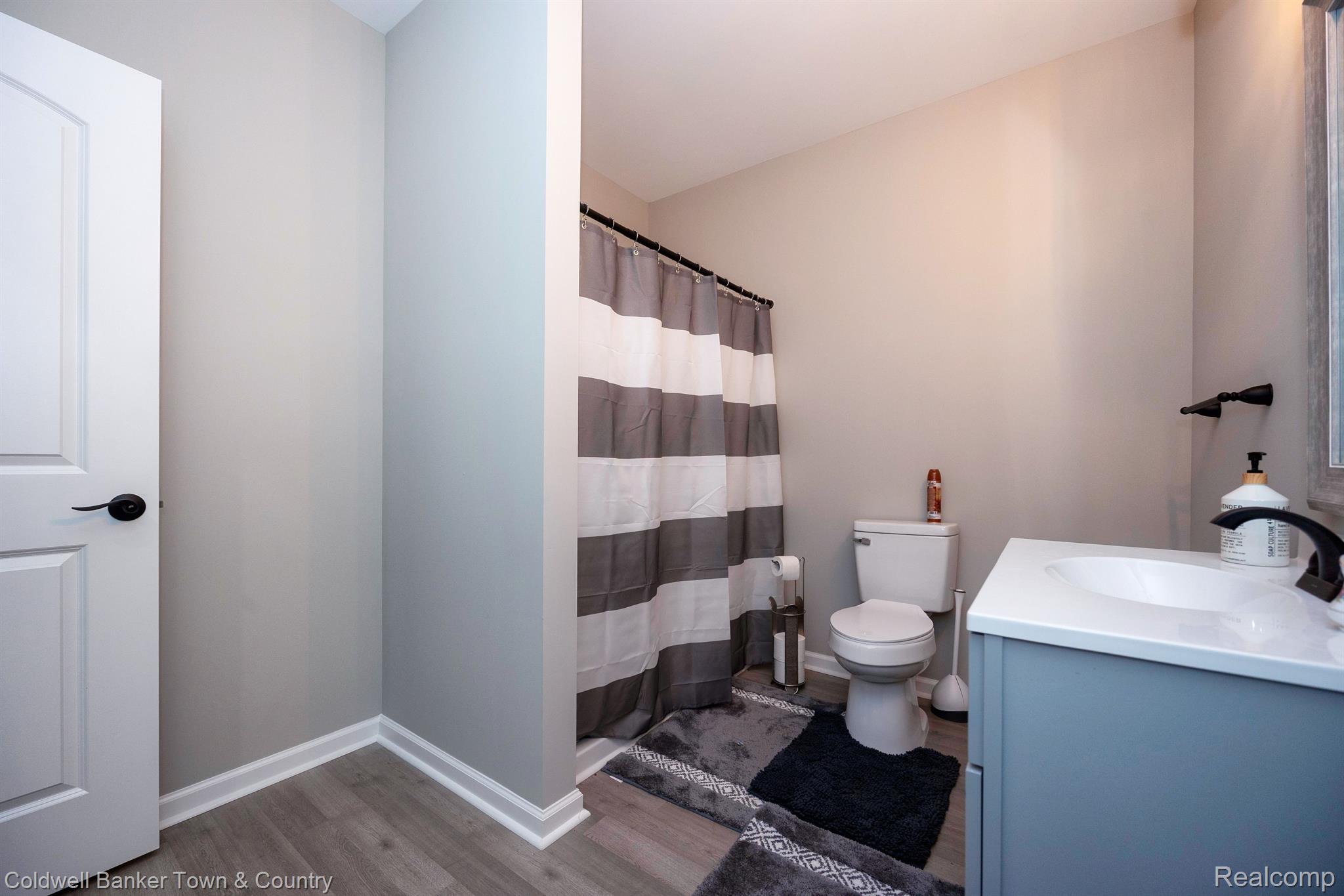 3841 Middle Road Highland, MI 48357 - Photo 37 of 40 Gallery Image 37