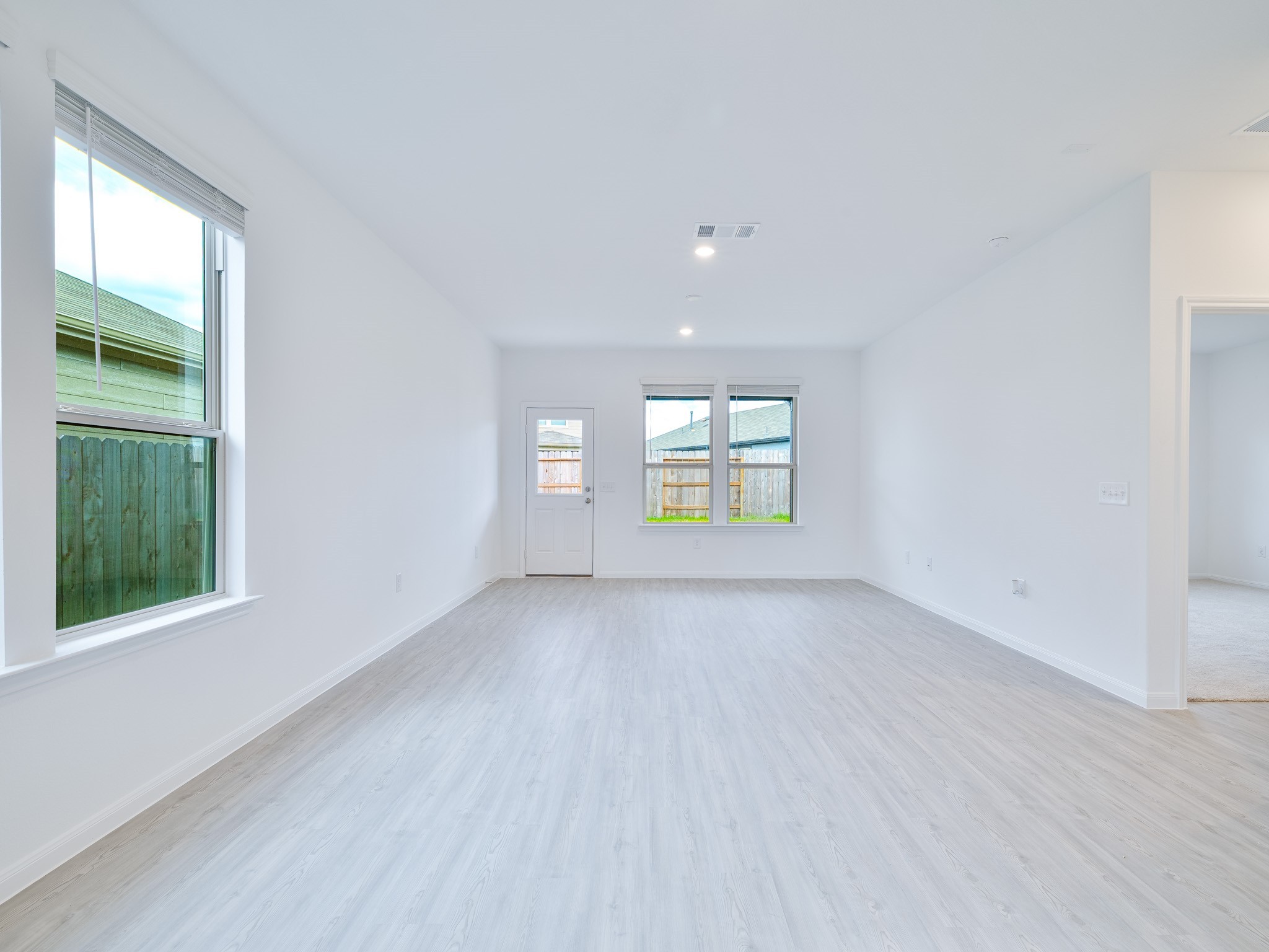 14984 Rustic Moon Road Conroe, TX 77302 - Photo 6 of 20