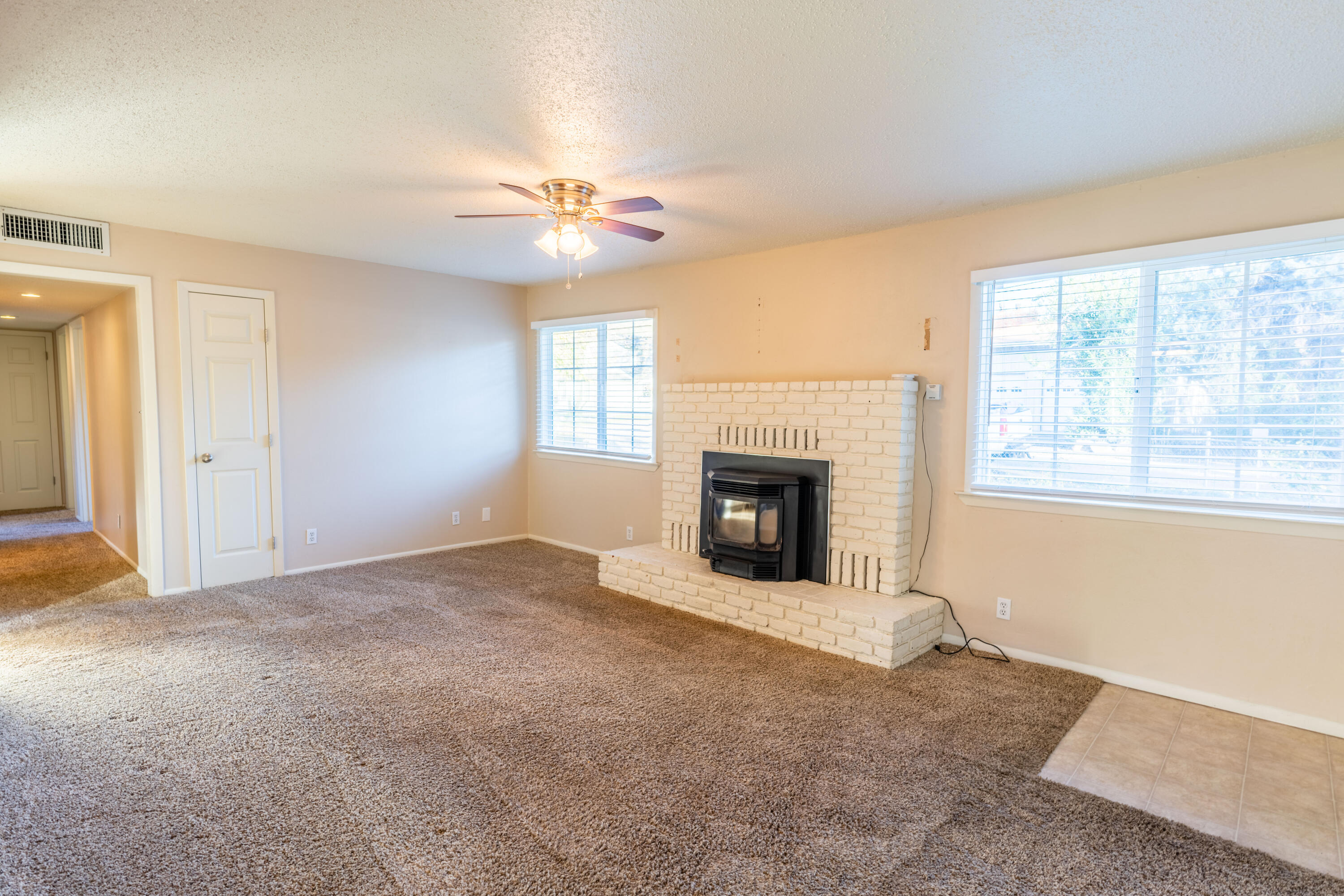 14672 Spring Branch Road Redding, CA 96003 - Photo 6 of 25 Living Room Fireplace