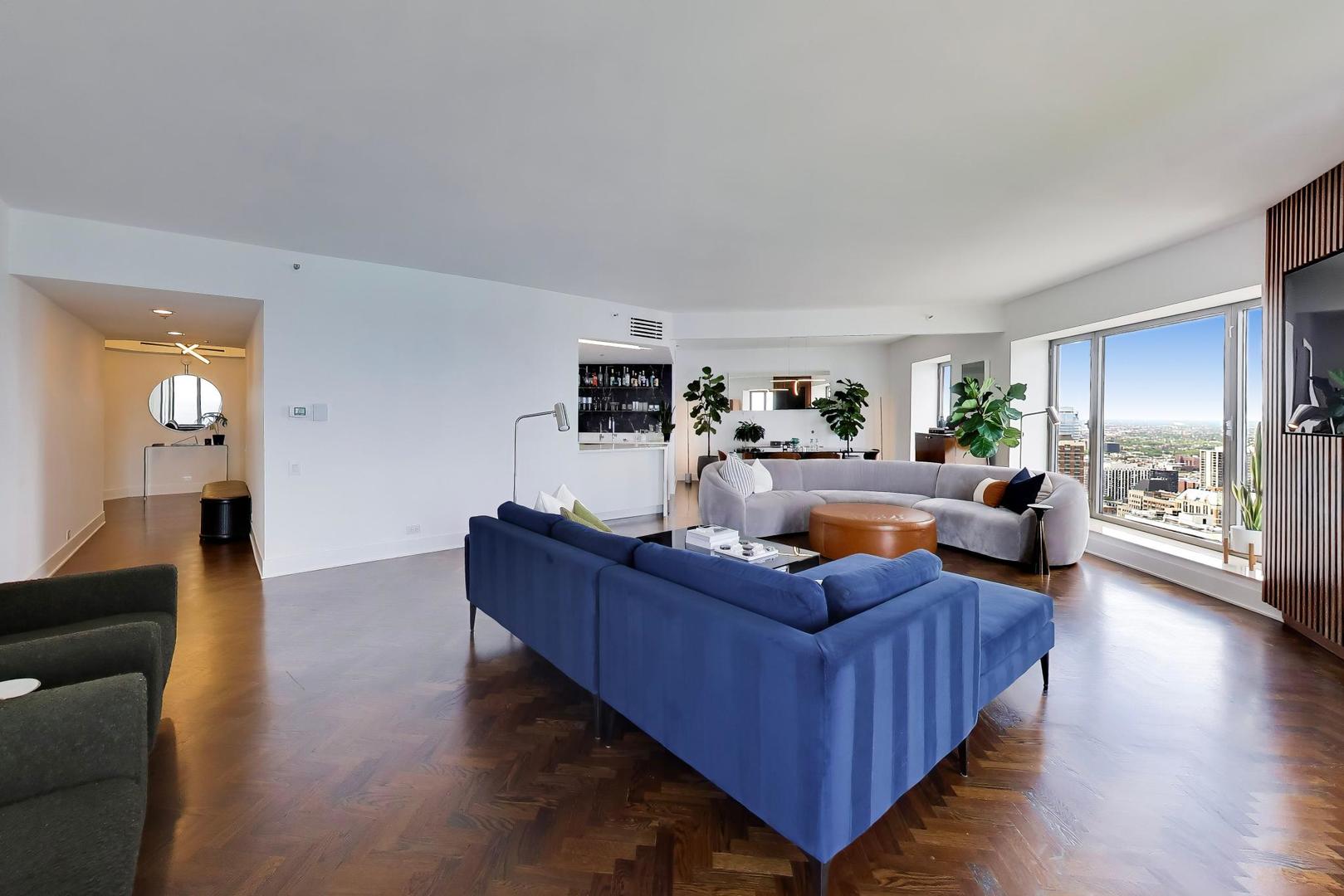 950 North Michigan Avenue, Unit 3103 Chicago, IL 60611 - Photo 4 of 68