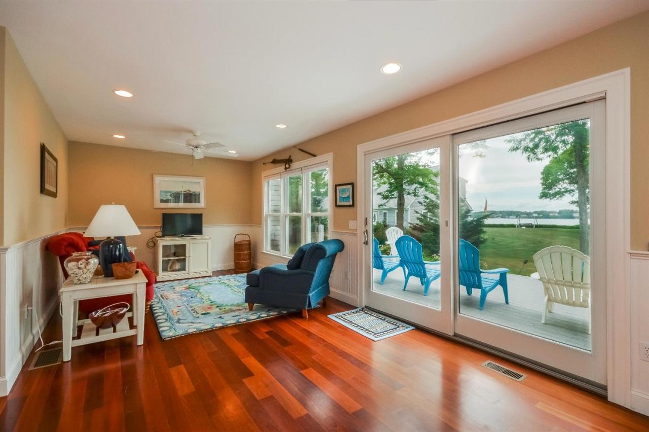 40 Catskill Road Buzzards Bay, MA 02532 - Photo 14 of 35 a living room with furniture and a large window