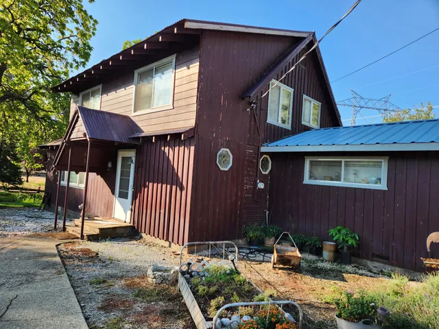 $250,000 | 19173 Woodhill Drive, Montgomery Creek, CA 96065