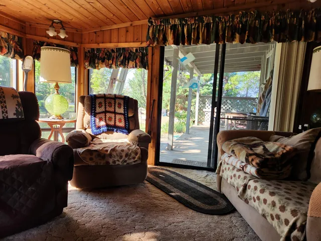 $250,000 | 19173 Woodhill Drive, Montgomery Creek, CA 96065