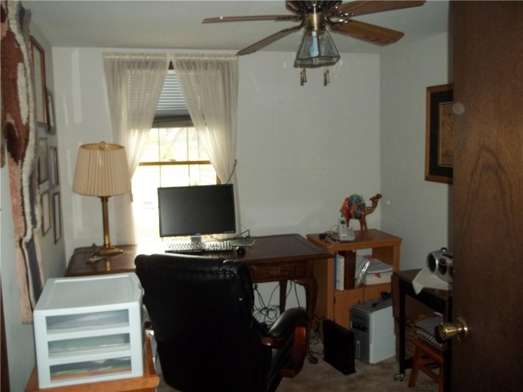 2549 Lah Road Gibsonia, PA 15044 - Photo 16 of 37 Gallery Image 16