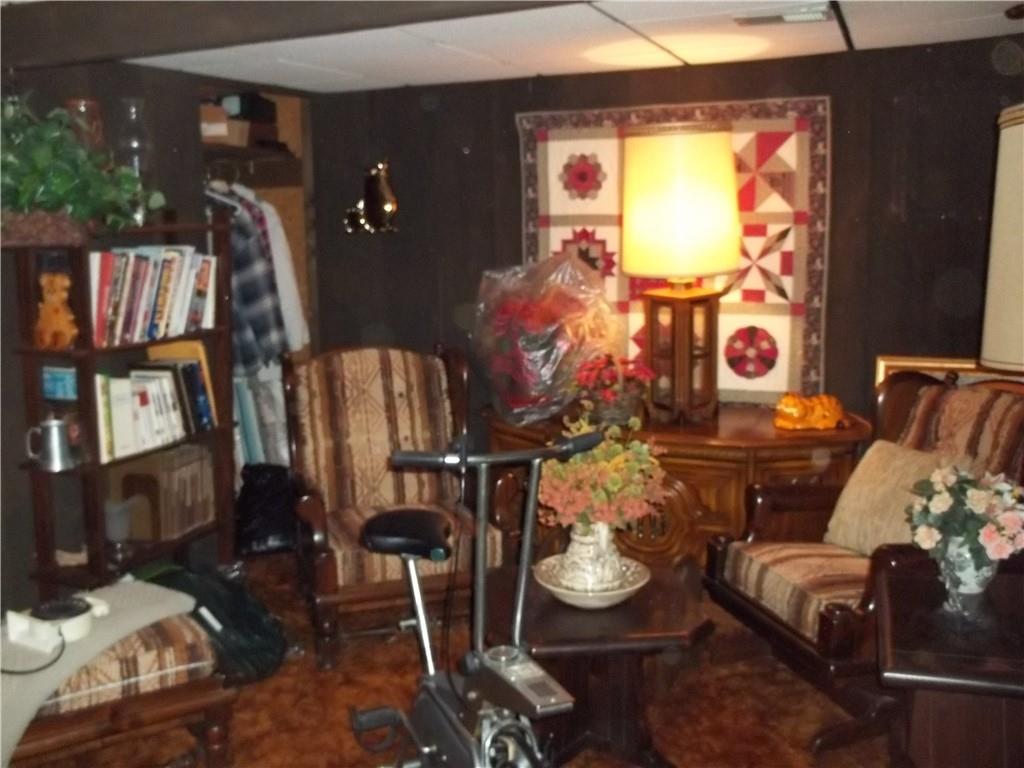 2549 Lah Road Gibsonia, PA 15044 - Photo 20 of 37 Gallery Image 20