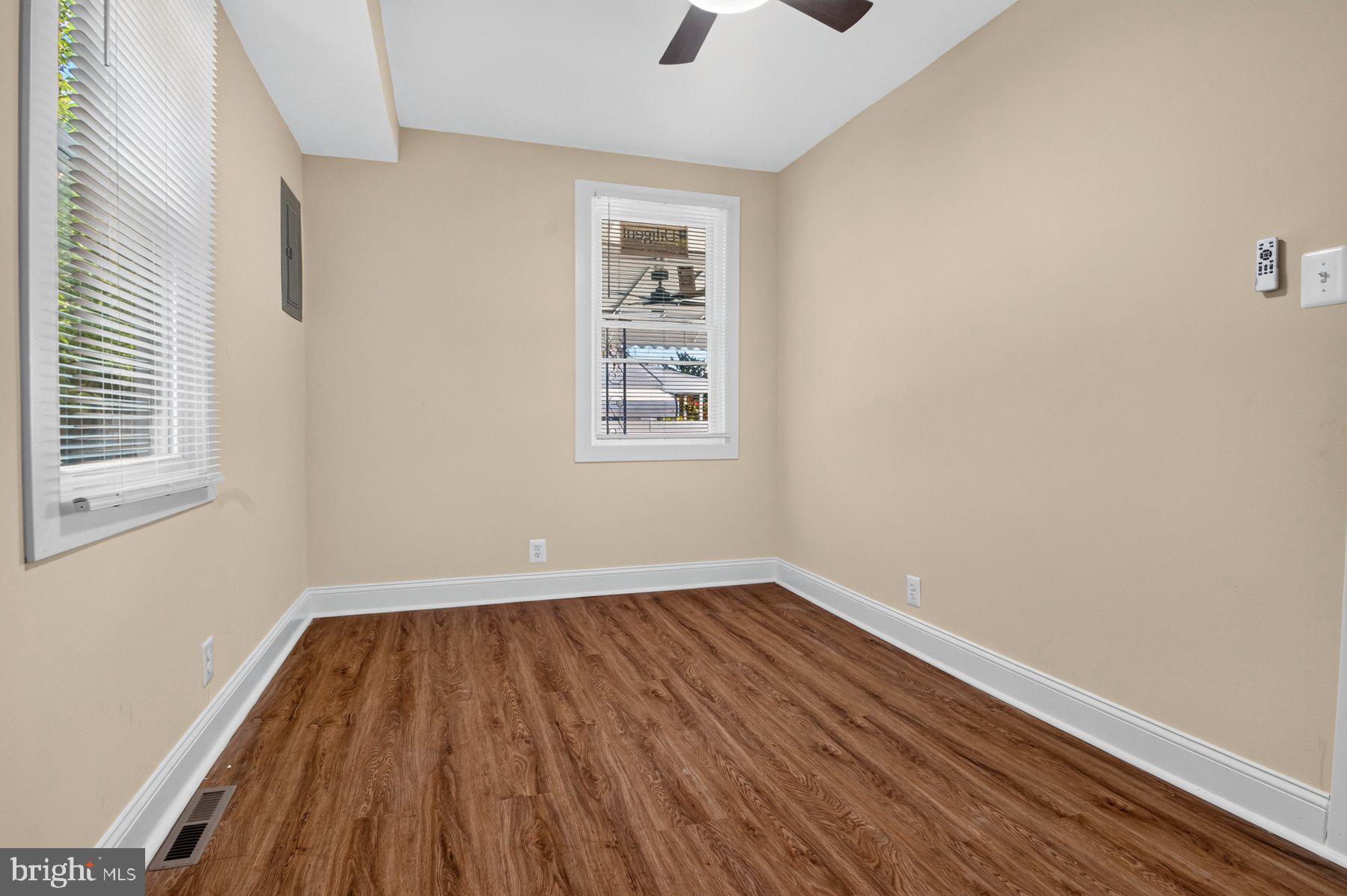 3439 Court Way Baltimore, MD 21222 - Photo 13 of 30