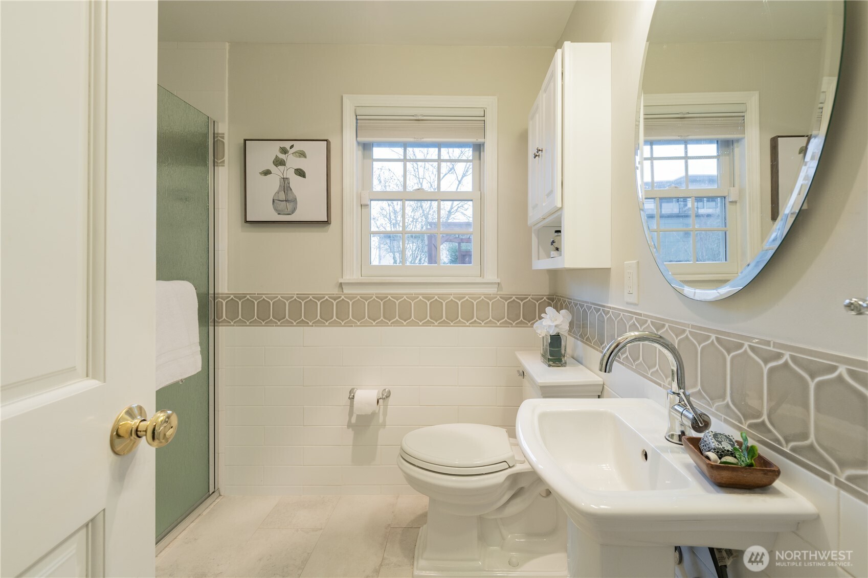 7046 55th Avenue Northeast Seattle, WA 98115 - Photo 17 of 40