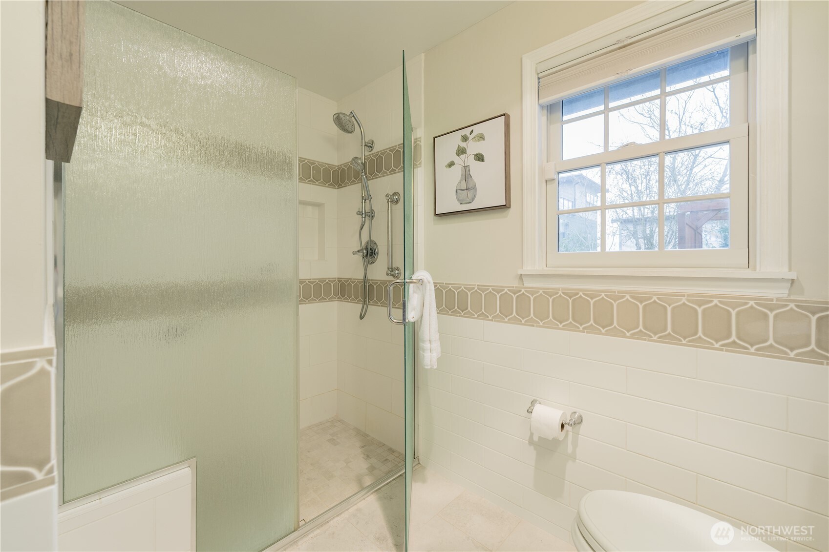 7046 55th Avenue Northeast Seattle, WA 98115 - Photo 18 of 40