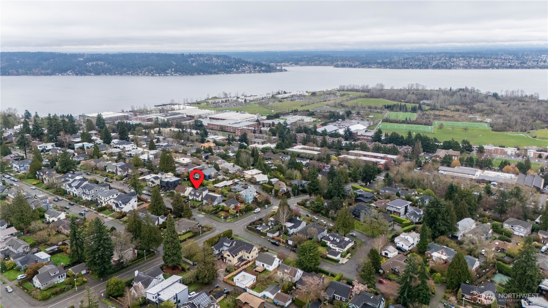 7046 55th Avenue Northeast Seattle, WA 98115 - Photo 37 of 40