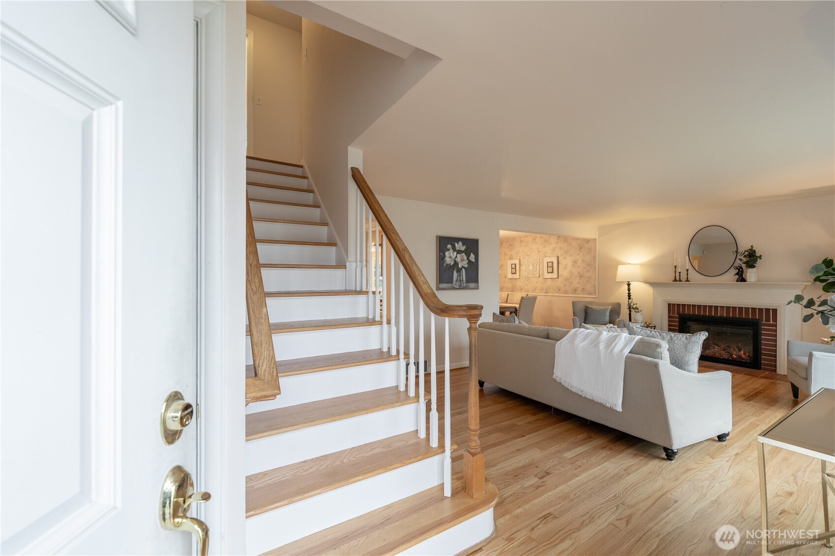 7046 55th Avenue Northeast Seattle, WA 98115 - Photo 4 of 40