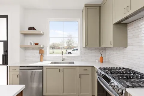 $549,000 | 408 Linden Street, Unit A, Austin, TX 78702