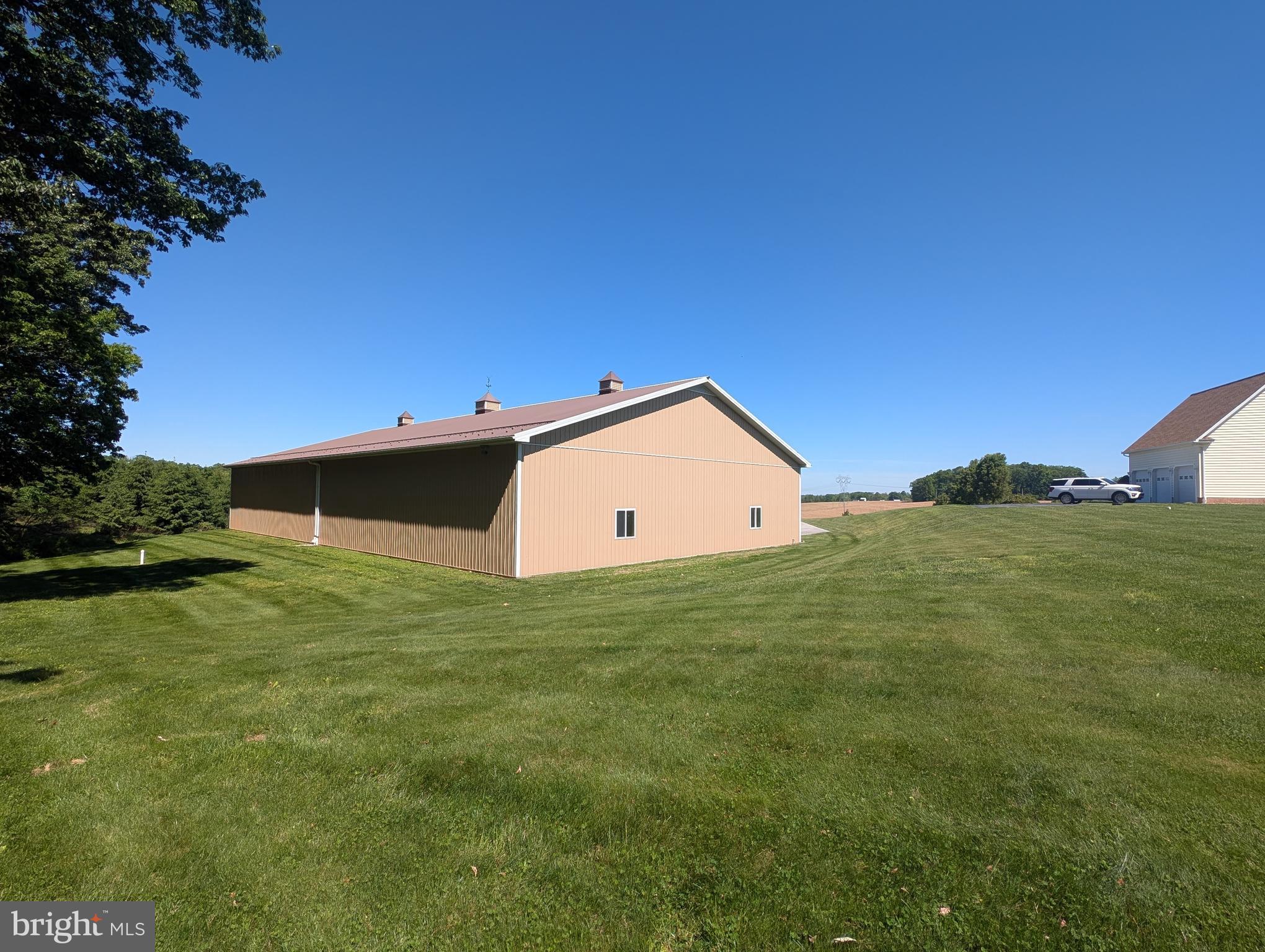 1165 Line Road Westminster, MD 21158 - Photo 74 of 75 View of attached 3 car garage