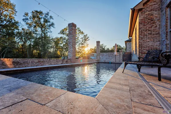 $835,000 | 11081 Toria Lane, St. Amant, LA 70774