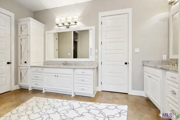 $835,000 | 11081 Toria Lane, St. Amant, LA 70774