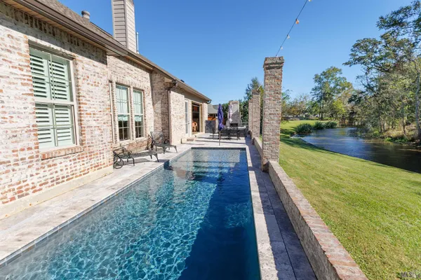 $835,000 | 11081 Toria Lane, St. Amant, LA 70774