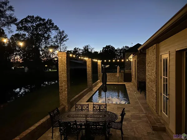 $835,000 | 11081 Toria Lane, St. Amant, LA 70774