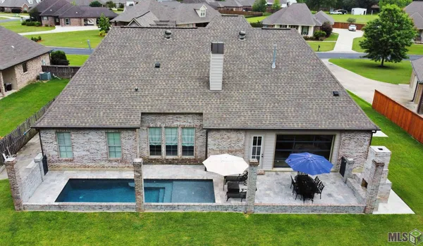 $835,000 | 11081 Toria Lane, St. Amant, LA 70774