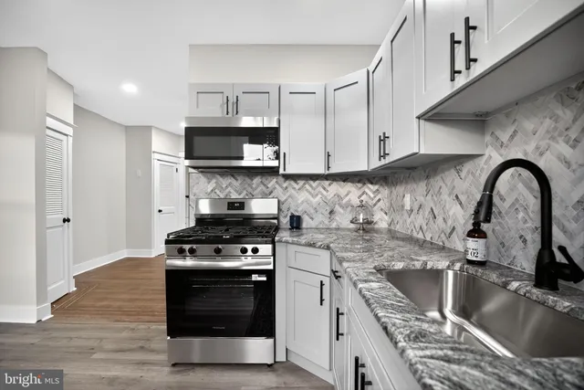 $389,900 | 1810 Stanwood Street, Philadelphia, PA 19152