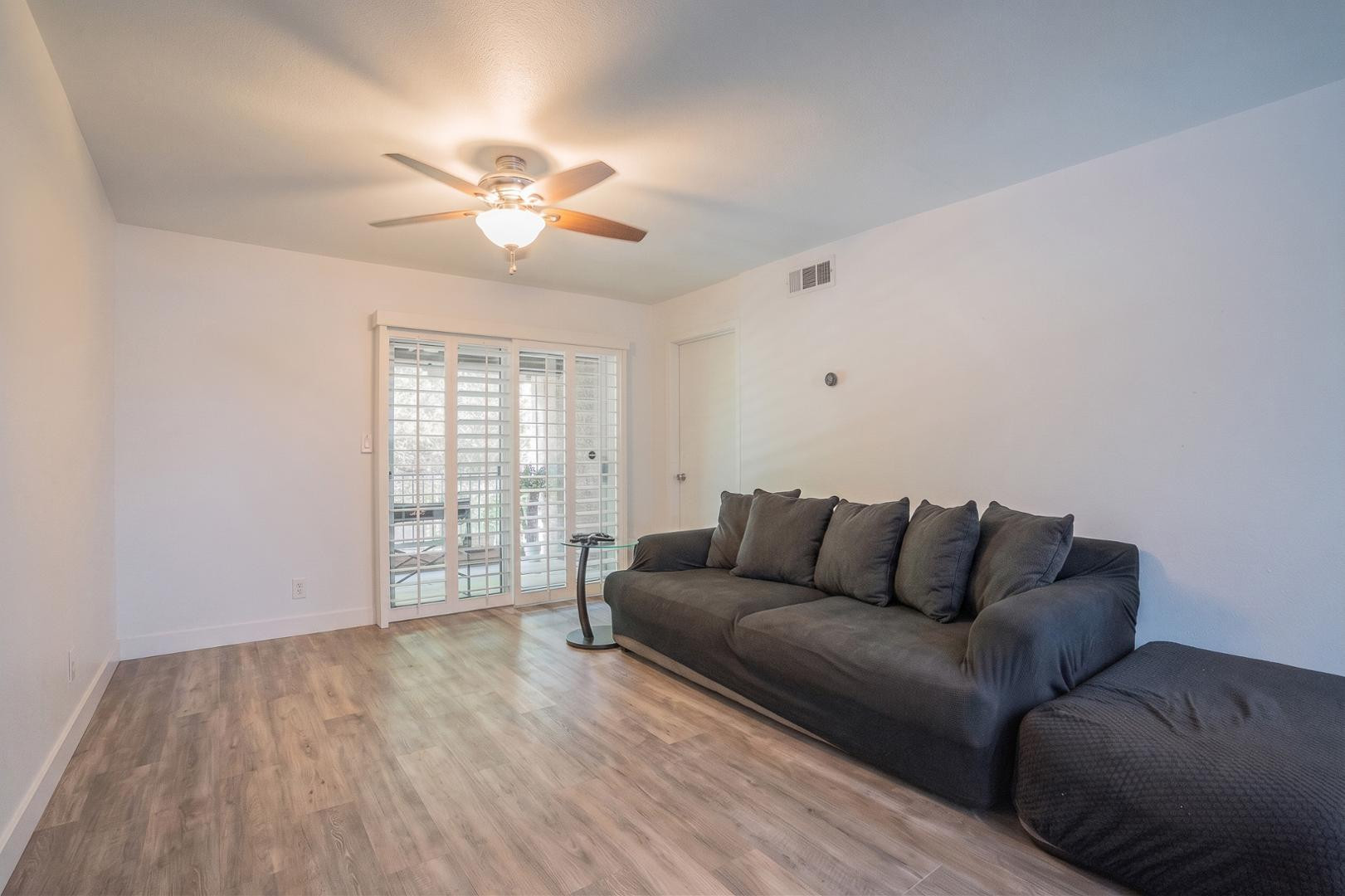 5525 East Thomas Road, Unit B7 Phoenix, AZ 85018 - Photo 11 of 27 Photo #11